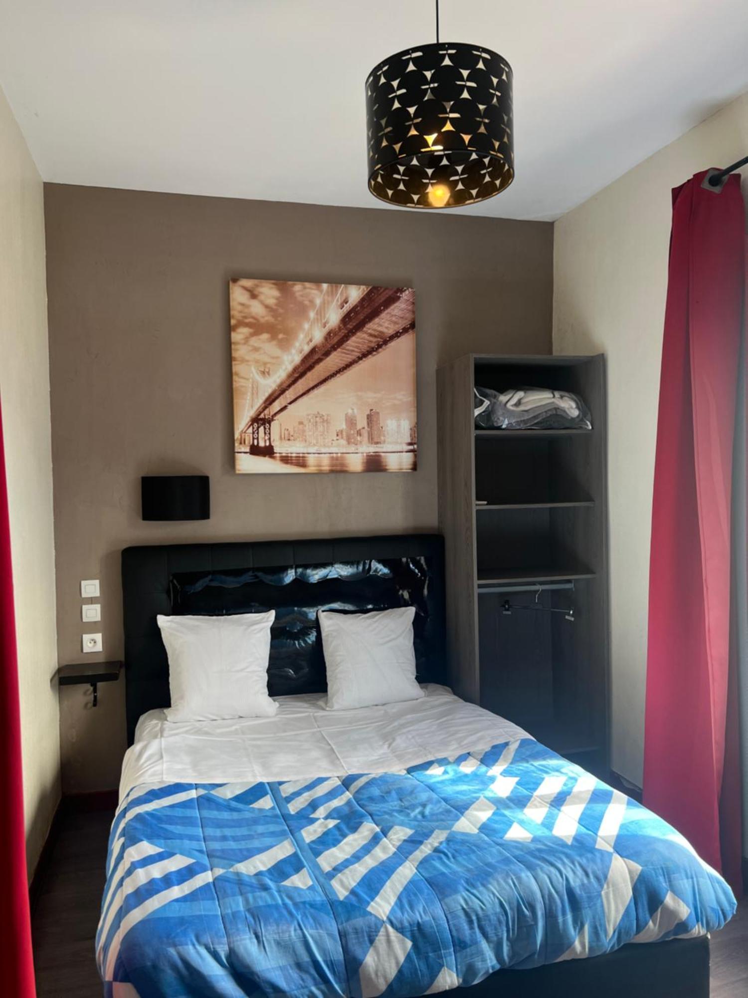 Hotel Des 2 Gares Auxerre Exteriör bild
