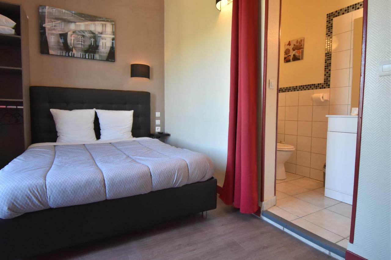 Hotel Des 2 Gares Auxerre Exteriör bild